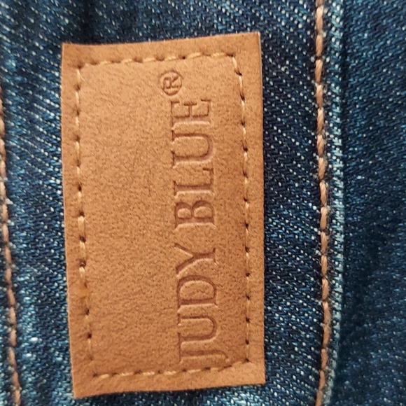 Judy Blue Raw Hem Tummy Control Flare Overalls NWT - Picture 16 of 17